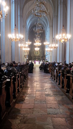 Solemn High Mass being celebrated in the church SH Mass Vienna.jpg