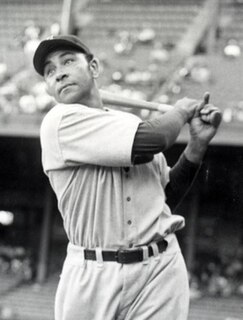 Johnny Davis (baseball, born 1917) American baseball player