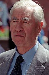 Bill Pertwee.jpg 