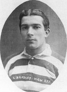 Lewis Bradley (rugby) English rugby union and rugby league footballer