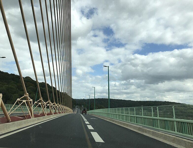 File:Pont de Brotonne, 2019.jpeg