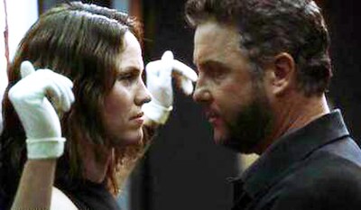 A sizzling moment between Grissom and Sara Sidle
