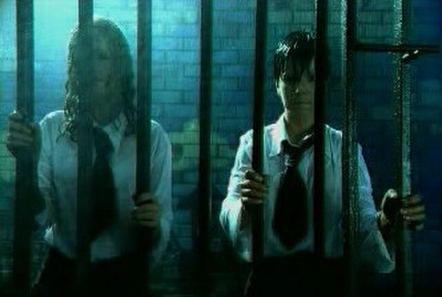 Lena Katina (left) and Yulia Volkova (right) in the original video for the Russian version of the song