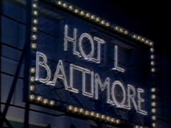 Hot L Baltimore tittelkort.png