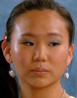 <span class="mw-page-title-main">Sunny Lee</span> Fictional character from the Australian soap opera Neighbours