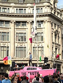 The pink boat with a slogan "tell the truth", named after Berta Caceres, was located in Oxford Circus on 18 April Berta Caceres boat.jpg