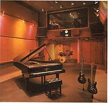 Trident Studios London zeigt Interieur aus dem Studio und das berühmte Bechstein Piano.