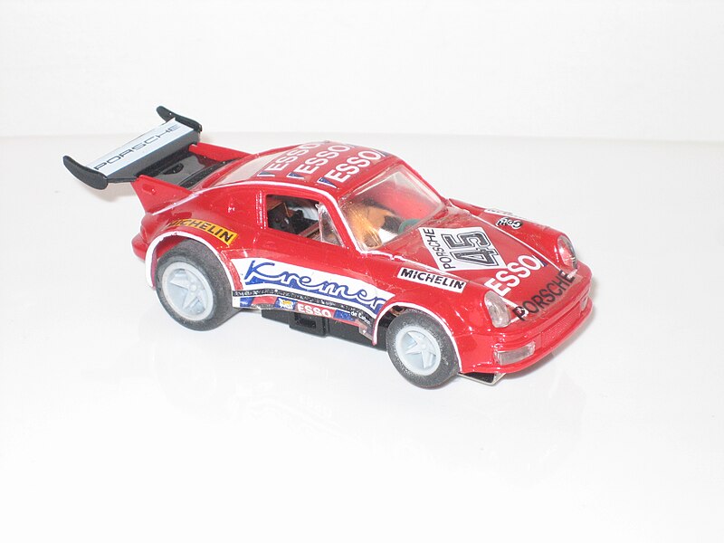 File:Red Porsche Speedtrack.JPG