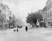 April 16, 1921 flood on Town Creek, a tributary of the Pearl River in Jackson. The photo is a view of East Capitol Street looking east from North Farish Street. TownCreekMississippi1921.jpg