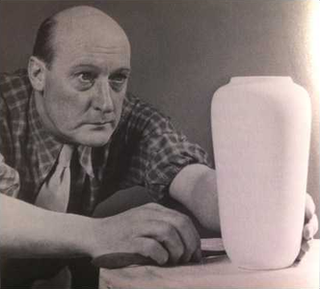 <span class="mw-page-title-main">Jan Bontjes van Beek</span> German sculptor