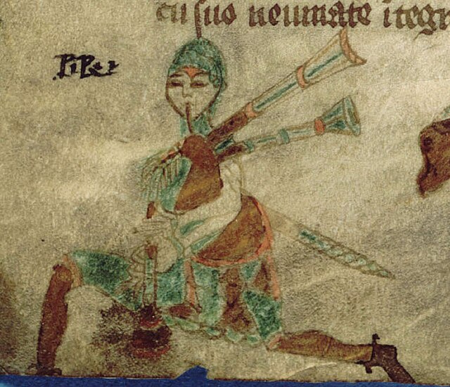 A 16th century Irish Warpipe player