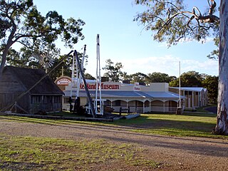 <span class="mw-page-title-main">Redland Museum</span> Local museum, toy museum in Queensland, Australia