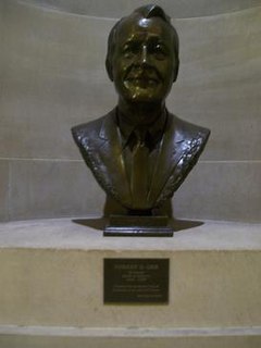 Bust of Robert D. Orr bust by Don Ingle