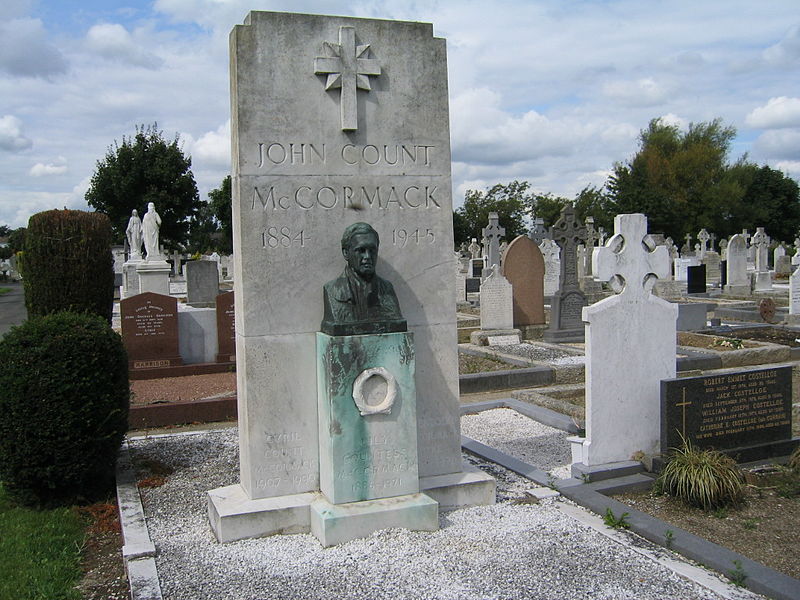 File:John mccormack grave.JPG