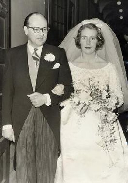 Lord Bristol and Lady Juliet Wentworth-Fitzwilliam on their wedding day, 1960