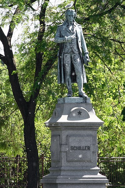 File:Schillerlpstatue.jpg