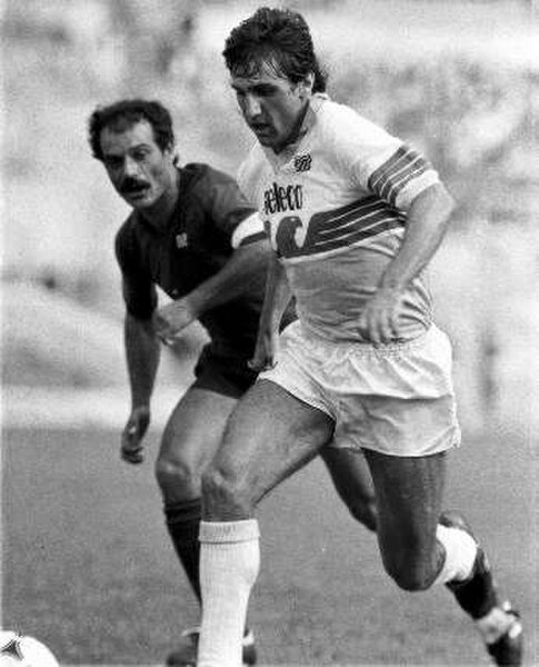 Bruno Giordano with the Lazio jersey