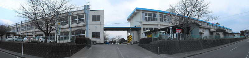 File:Ikenohara Elementary School.JPG