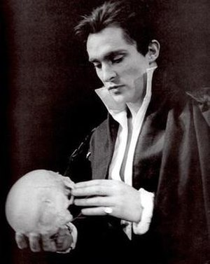 Brett in Hamlet (1960)