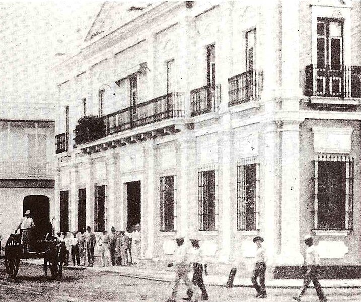 File:Casa aduana vieja.jpg