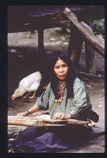 Urarina woman weaving, 1988 Urarinawomanandloom.jpg