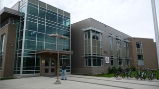 <span class="mw-page-title-main">École secondaire Jules-Verne</span> Secondary school in Vancouver, British Columbia, Canada