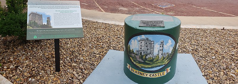 File:Shamrock, Texas' Blarney Stone.jpg