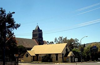 <span class="mw-page-title-main">West Tamworth, New South Wales</span> Suburb of Tamworth, New South Wales, Australia