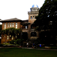 Pauahi Hall, completed in 1896, designed by Charles William Dickey PauahiHallMorningLightPunahouCampus.png