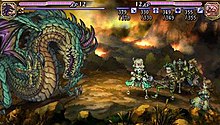 Dans une zone aride et nuageuse, un groupe de quatre soldats s'engage dans une bataille contre un dragon de couleur verte.