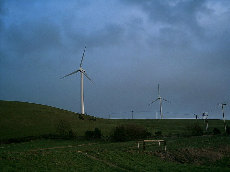 File:Askam and Ireleth-Wind turbine 2-17.12.06.jpg