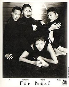 Untuk Real, 1994. L-R: Josina Tua-Epps, LaTanyia Baldwin, Wendi Williams, dan Necia Bray-pintu Gerbang.