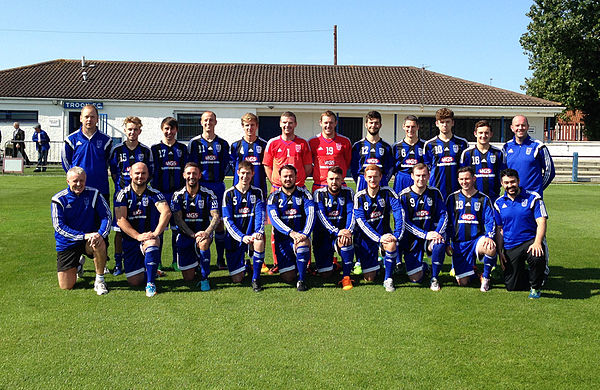 Troon F.C. Squad v Kilbirnie Ladeside (5-a septembro 2015)