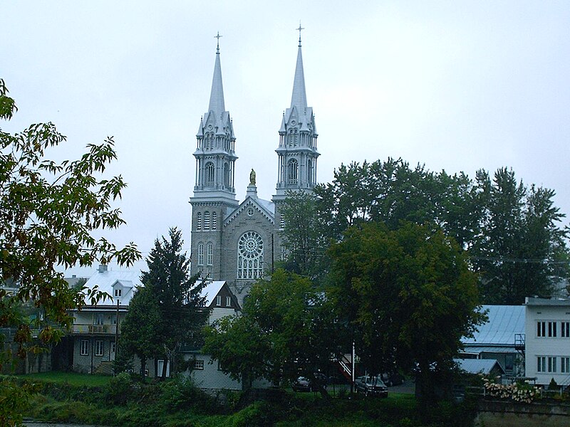 File:Saint-Casimir Church.JPG