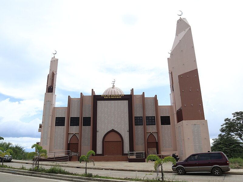 File:Dansalan Bato Mosque (Gomisa Avenue, Marawi, Lanao Del Sur; 10-14-2023).jpg