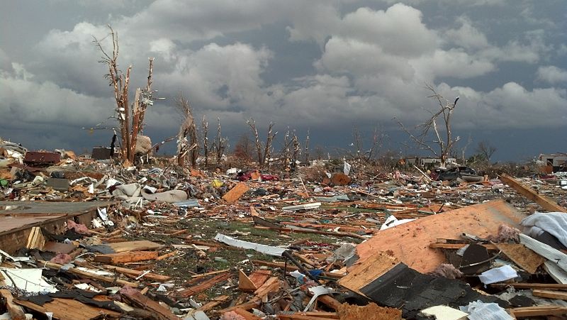 File:Photograph showing the damage to houses and trees in Washington following the 11-17-2013 tornado.jpg