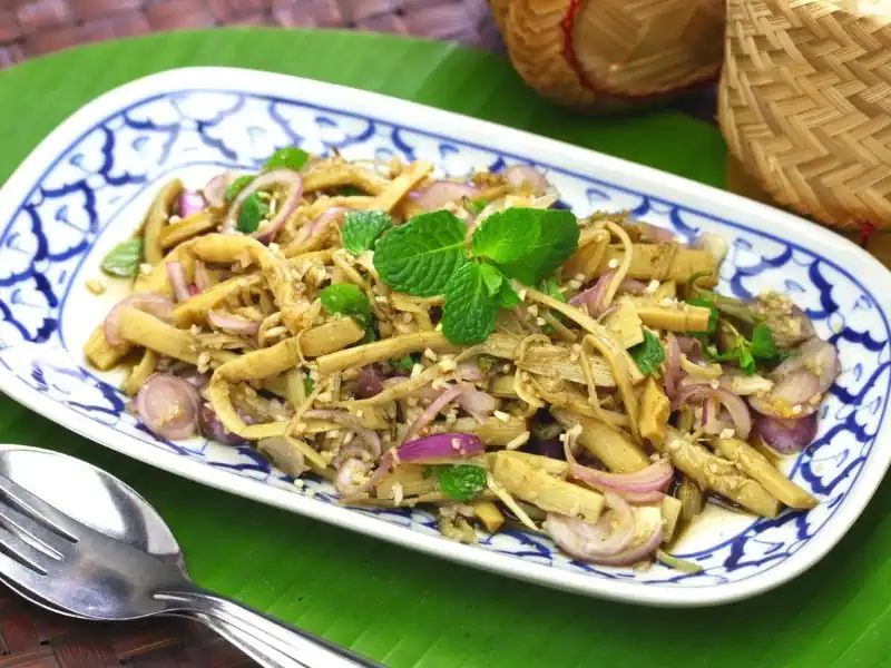 File:Spicy Bamboo Shoots Salad.webp