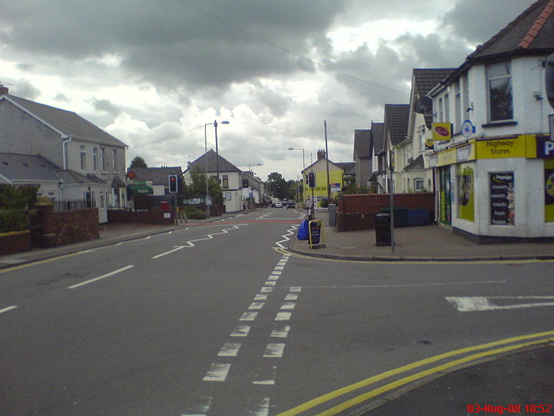 File:New inn the highway.JPG