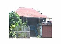 A house in Joglo Gudang style in Kampung Pacinan Laut, Kelurahan Gedang, Banjarmasin Rumah Joglo Gudang.jpg