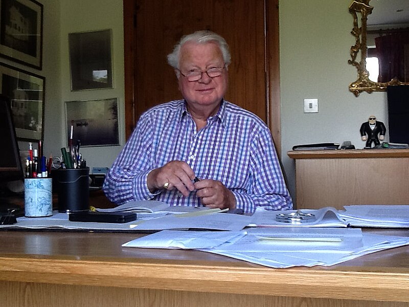 File:John Norton Braithwaite Whitney CBE, 31 January 2017.jpg