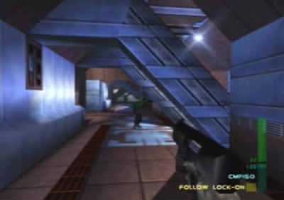 In this level, the player is aiming at an opponent. The game's HUD at the bottom right corner shows the player's remaining ammunition and the weapon's