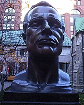 Raoul Wallenberg
[Paul Lancz, bronze (1996)] RWSquare MTL.JPG