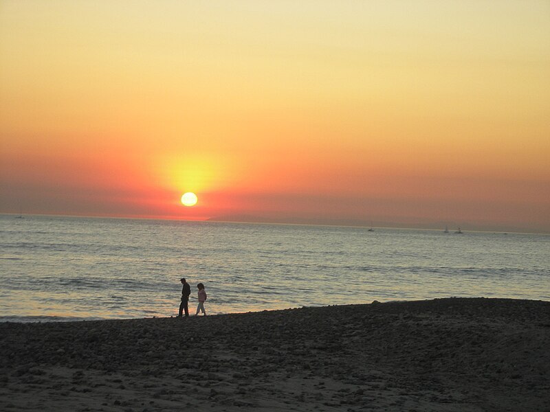 File:Capistrano Beach Sunset.jpg