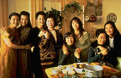 from left: Suyuan (Kieu Chinh), June (Ming-Na Wen), Waverly (Tamlyn Tomita), Lindo (Tsai Chin), Ying-Ying (France Nuyen), Lena (Lauren Tom), An-Mei (L