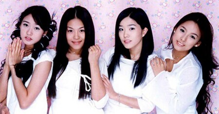 Left to right: Sung Yu-ri, Ock Joo-hyun, Lee Jin, Lee Hyori