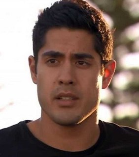 <span class="mw-page-title-main">Andy Barrett</span> Australian soap opera fictional character