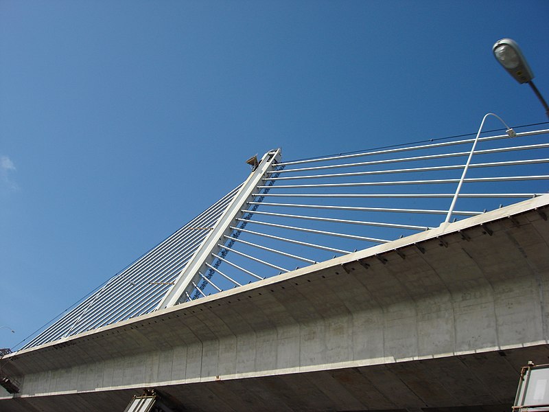 File:Skywaybridge2.JPG