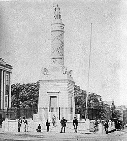 The "Battle Monument" at courthouse square was constructed in 1815-1822 to commemorate the Battle of Baltimore, Battle of North Point, and the naval bombardment of Fort McHenry by the British Royal Navy. Balt. Battle Monument 3a.jpg