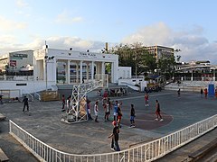 San Fernando LU Town Plaza open court