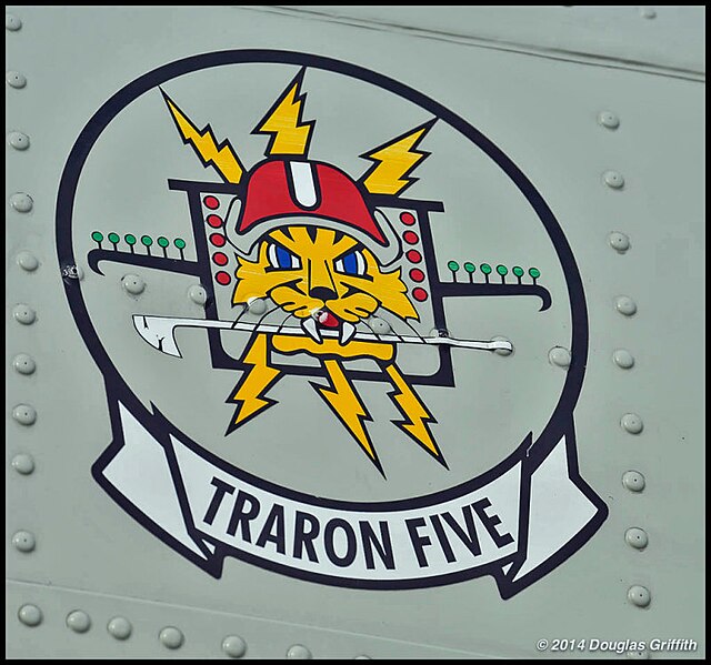 File:VT-5 Training Squadron 5 insignia.jpg